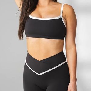 Vitality Daydream Sports Bra - Midnight Contrast - Size M
